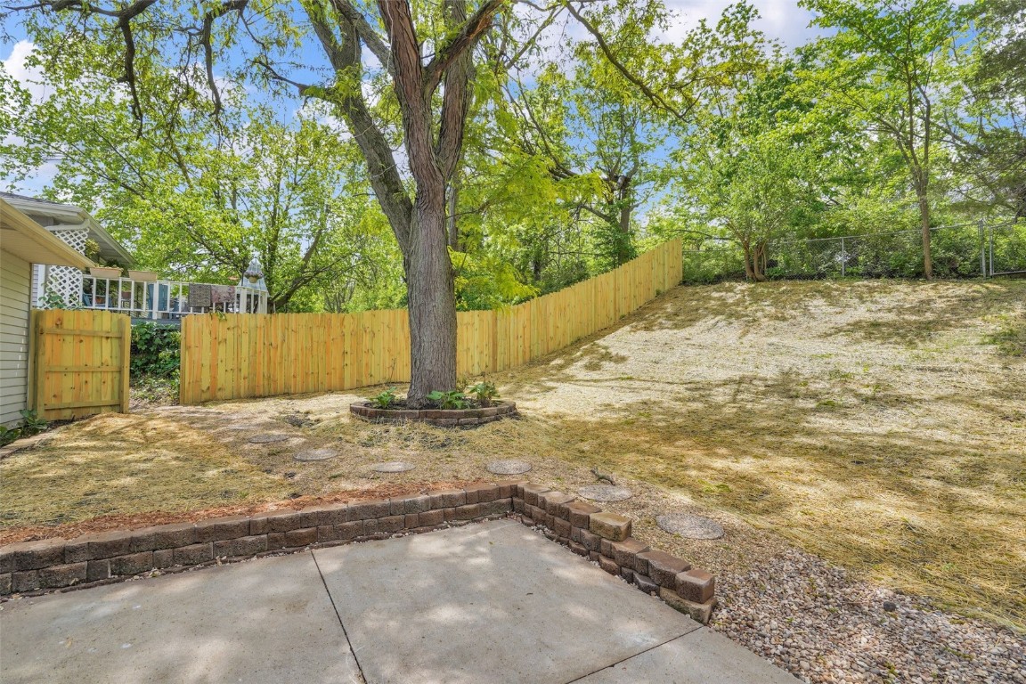 1418 26th Street NW Cedar Rapids IA 52405