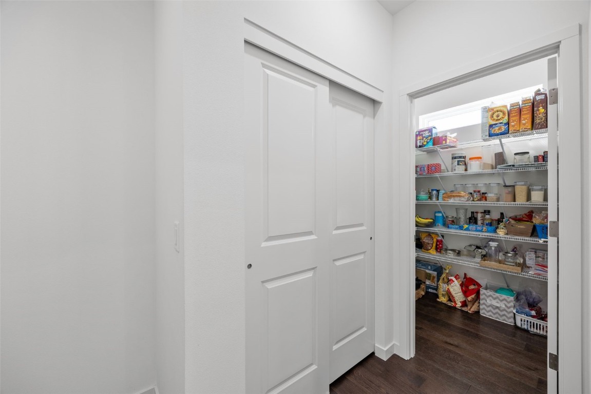 327 Meadows Field Drive NE Cedar Rapids IA 52402