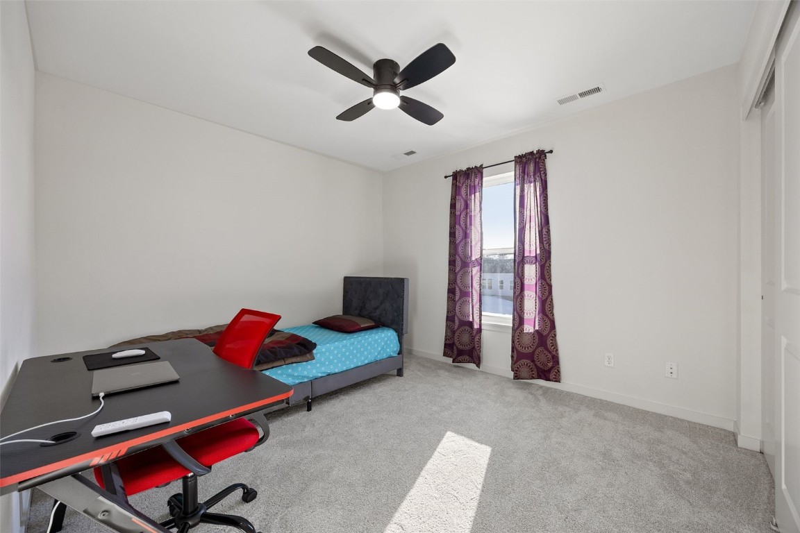 327 Meadows Field Drive NE Cedar Rapids IA 52402