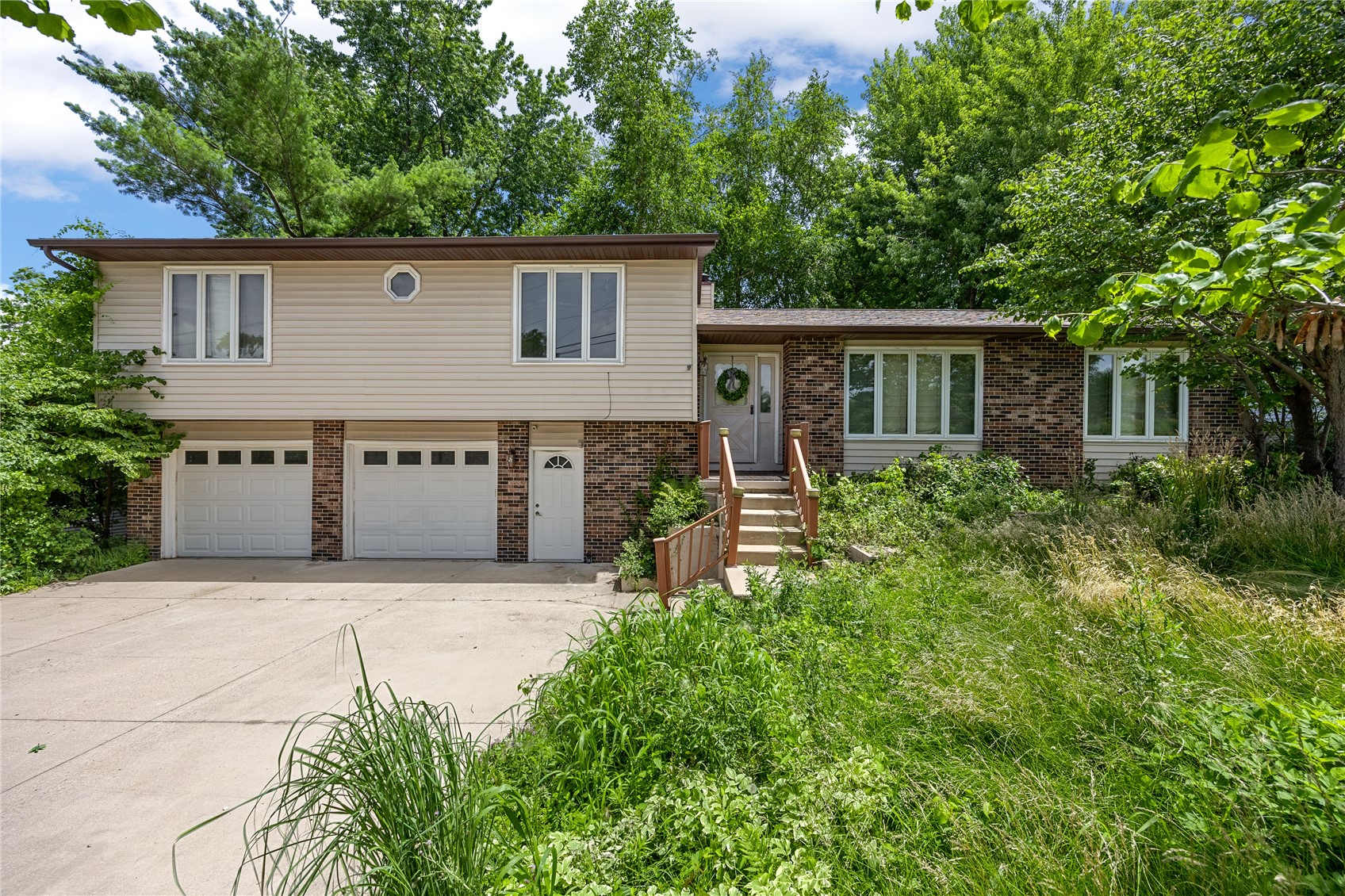 356 East Post Road SE Cedar Rapids IA 52403