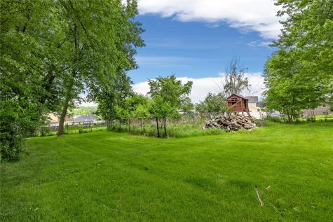 356 East Post Road SE Cedar Rapids IA 52403