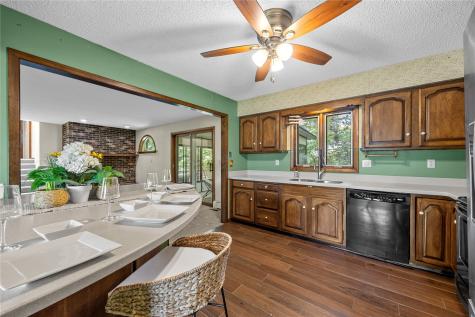 356 East Post Road SE Cedar Rapids IA 52403