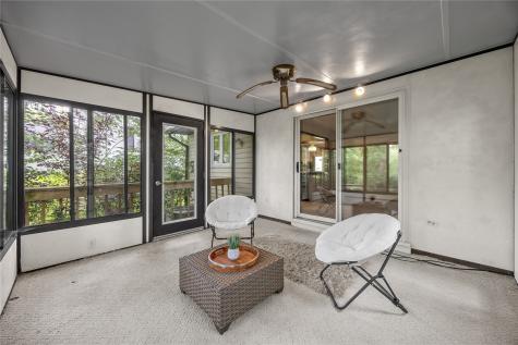 356 East Post Road SE Cedar Rapids IA 52403