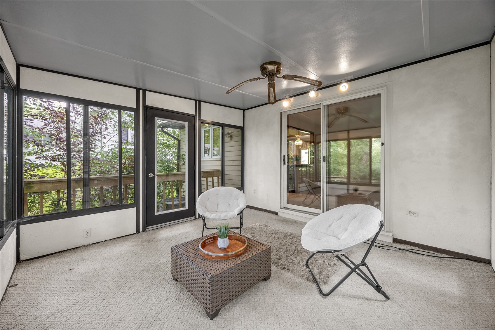 356 East Post Road SE Cedar Rapids IA 52403