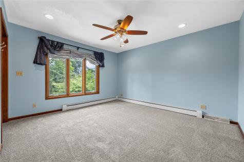 356 East Post Road SE Cedar Rapids IA 52403
