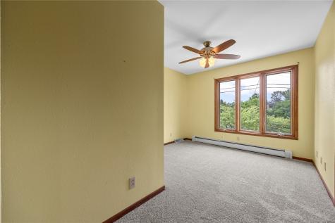 356 East Post Road SE Cedar Rapids IA 52403