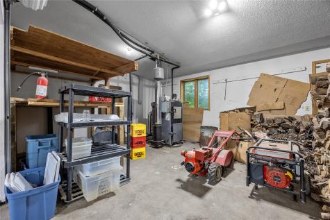 356 East Post Road SE Cedar Rapids IA 52403