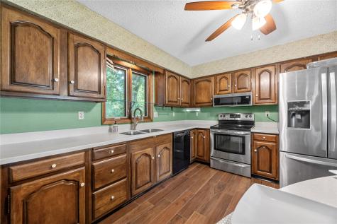 356 East Post Road SE Cedar Rapids IA 52403