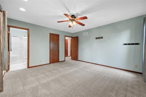 356 East Post Road SE Cedar Rapids IA 52403
