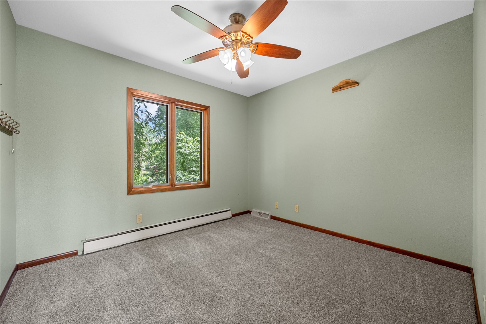 356 East Post Road SE Cedar Rapids IA 52403