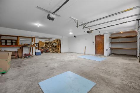 356 East Post Road SE Cedar Rapids IA 52403
