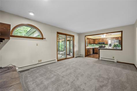 356 East Post Road SE Cedar Rapids IA 52403