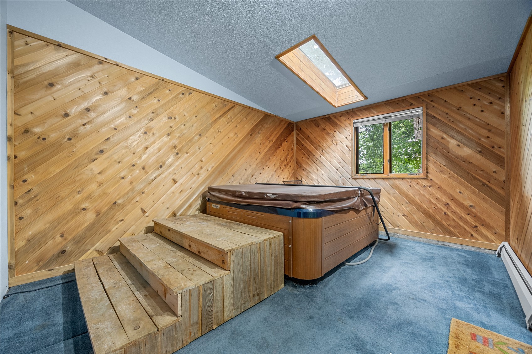 356 East Post Road SE Cedar Rapids IA 52403