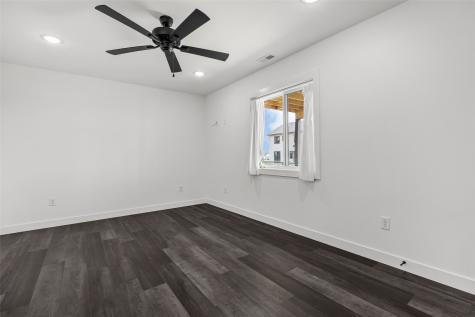 1404 Green Oak Pass Tiffin IA 52340