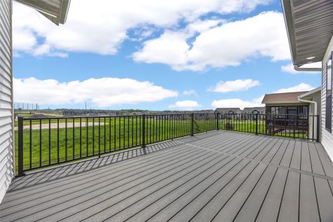 1404 Green Oak Pass Tiffin IA 52340