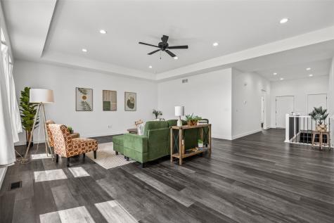 1404 Green Oak Pass Tiffin IA 52340