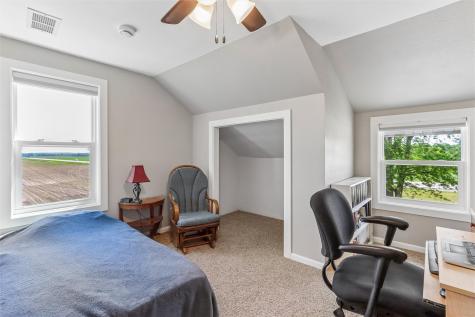 7544 Highway 21 Belle Plaine IA 52208