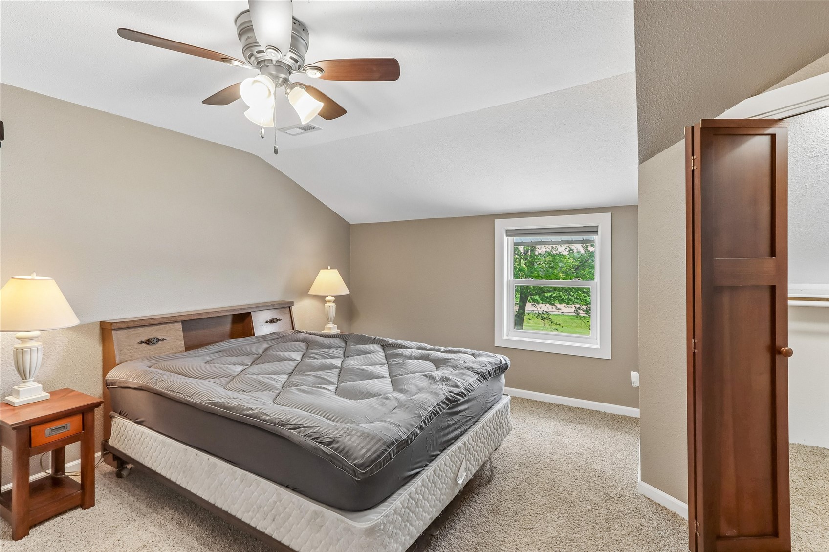 7544 Highway 21 Belle Plaine IA 52208