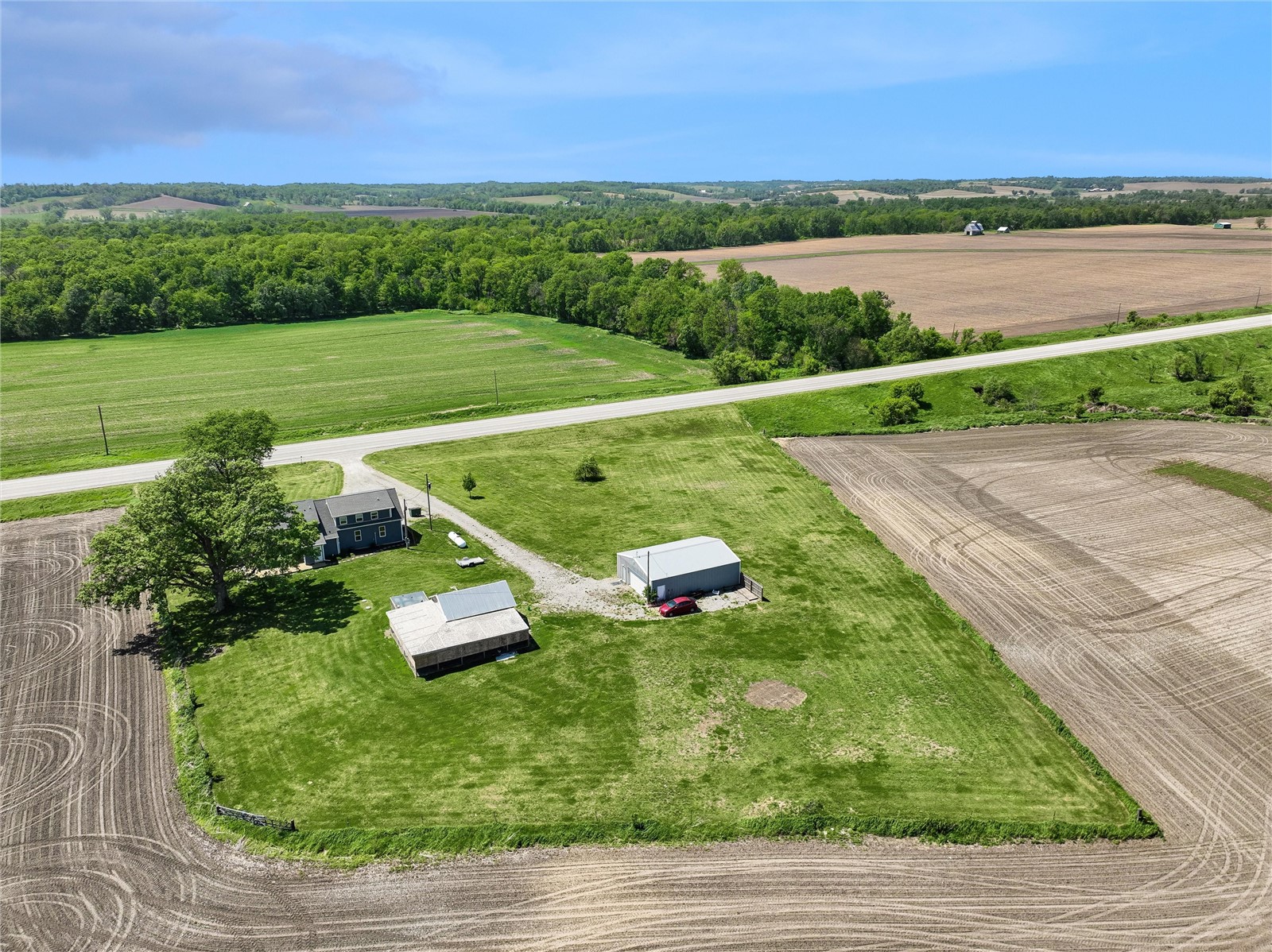 7544 Highway 21 Belle Plaine IA 52208
