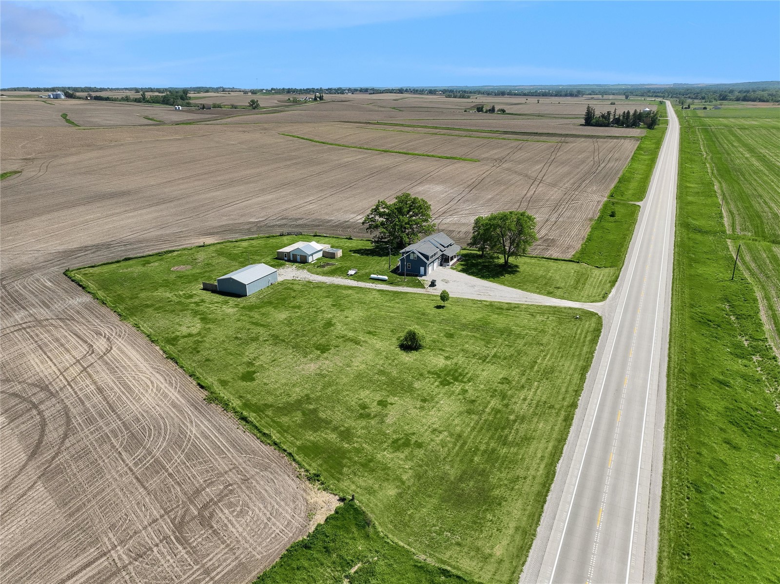 7544 Highway 21 Belle Plaine IA 52208