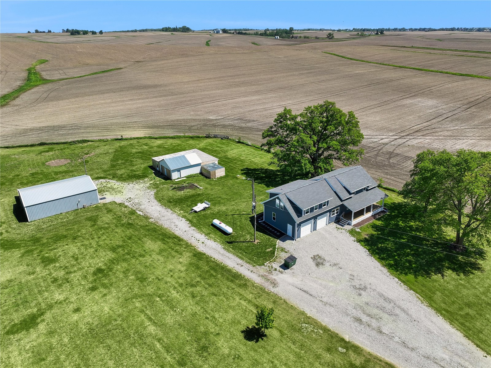 7544 Highway 21 Belle Plaine IA 52208
