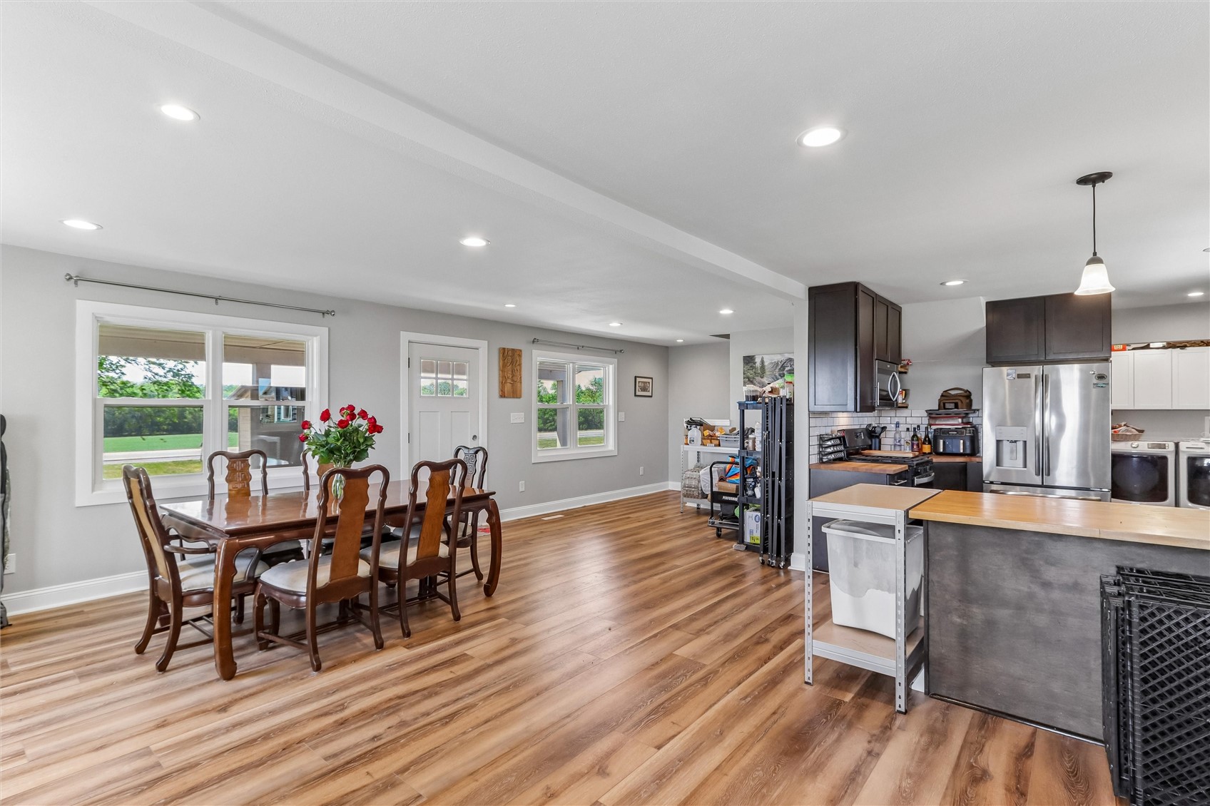7544 Highway 21 Belle Plaine IA 52208