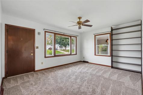 2465 1st Avenue Marion IA 52302