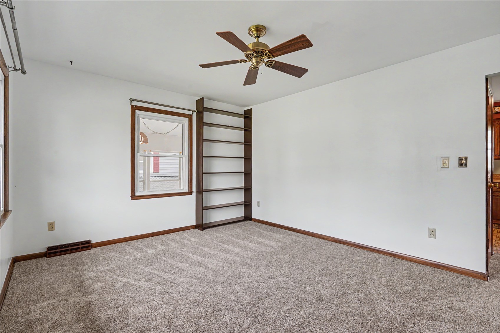 2465 1st Avenue Marion IA 52302