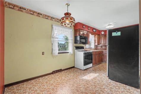 2465 1st Avenue Marion IA 52302
