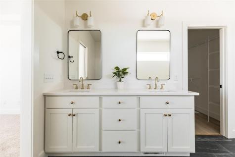 1336 Cedar Springs Drive Marion IA 52302