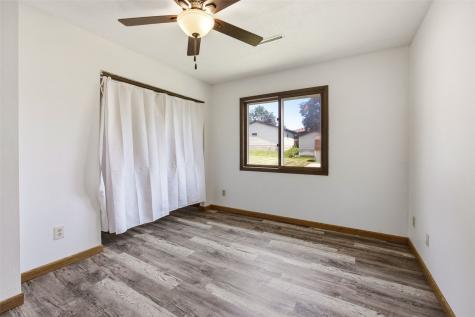 2999 2nd Street Marion IA 52302
