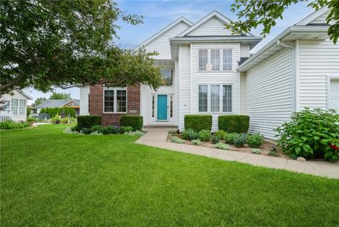 2500 Creekside Drive Hiawatha IA 52233