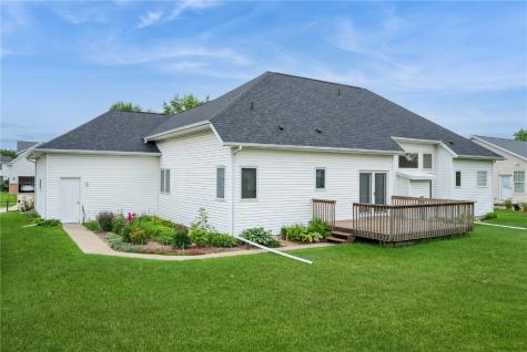 2500 Creekside Drive Hiawatha IA 52233