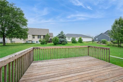 2500 Creekside Drive Hiawatha IA 52233