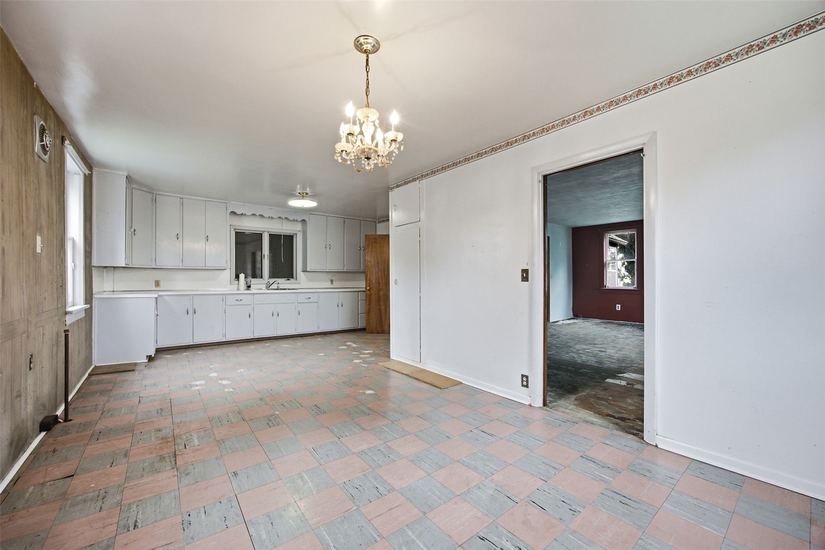 215 53rd Avenue Amana IA 52203