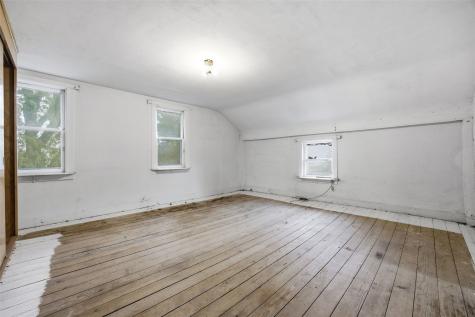 215 53rd Avenue Amana IA 52203
