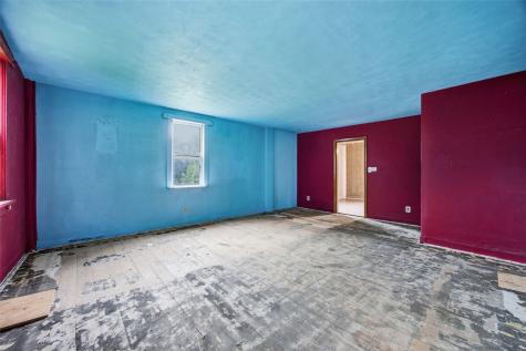 215 53rd Avenue Amana IA 52203