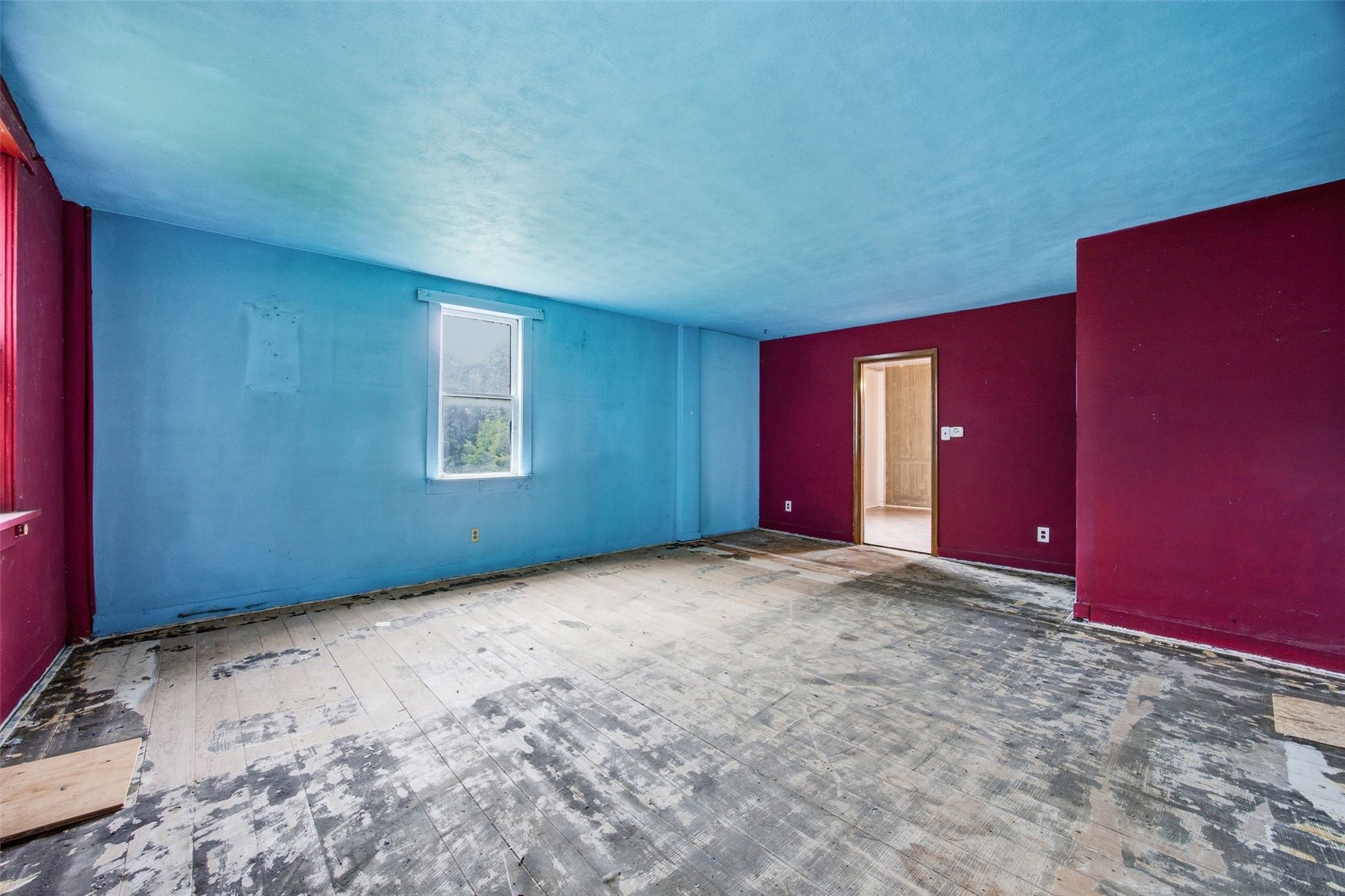 215 53rd Avenue Amana IA 52203