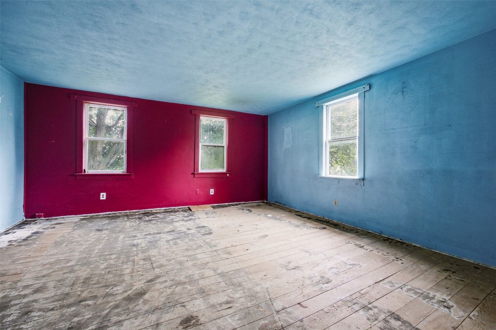 215 53rd Avenue Amana IA 52203