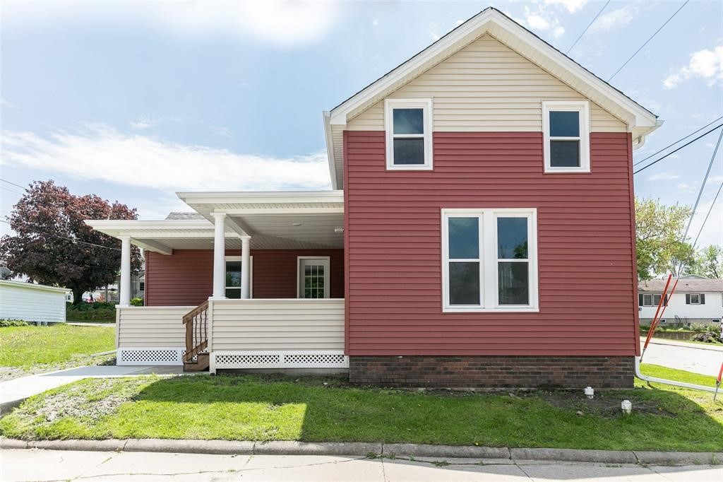 405 W Main Street Anamosa IA 52205