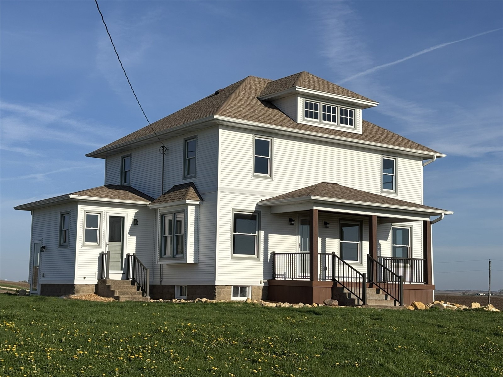 2178 142 Street Lowden IA 52255