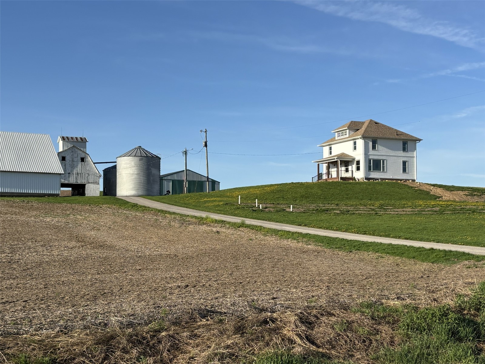 2178 142 Street Lowden IA 52255