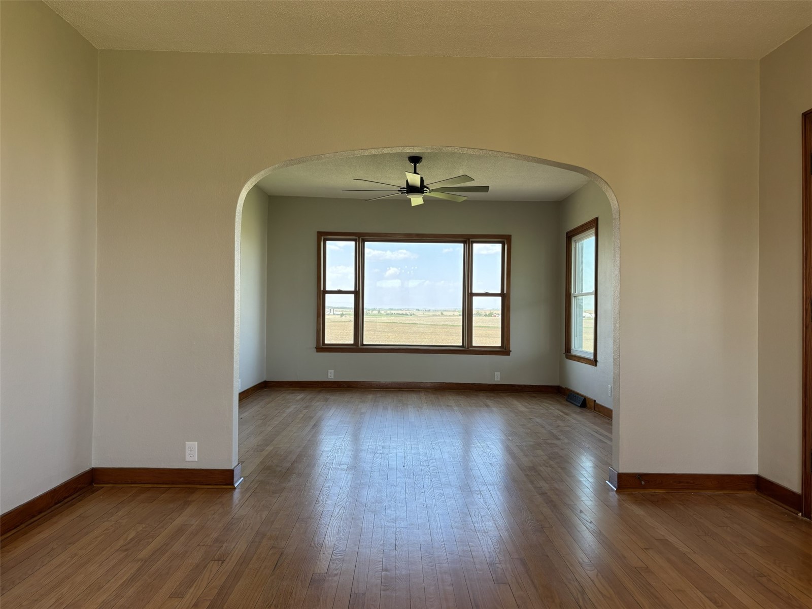 2178 142 Street Lowden IA 52255