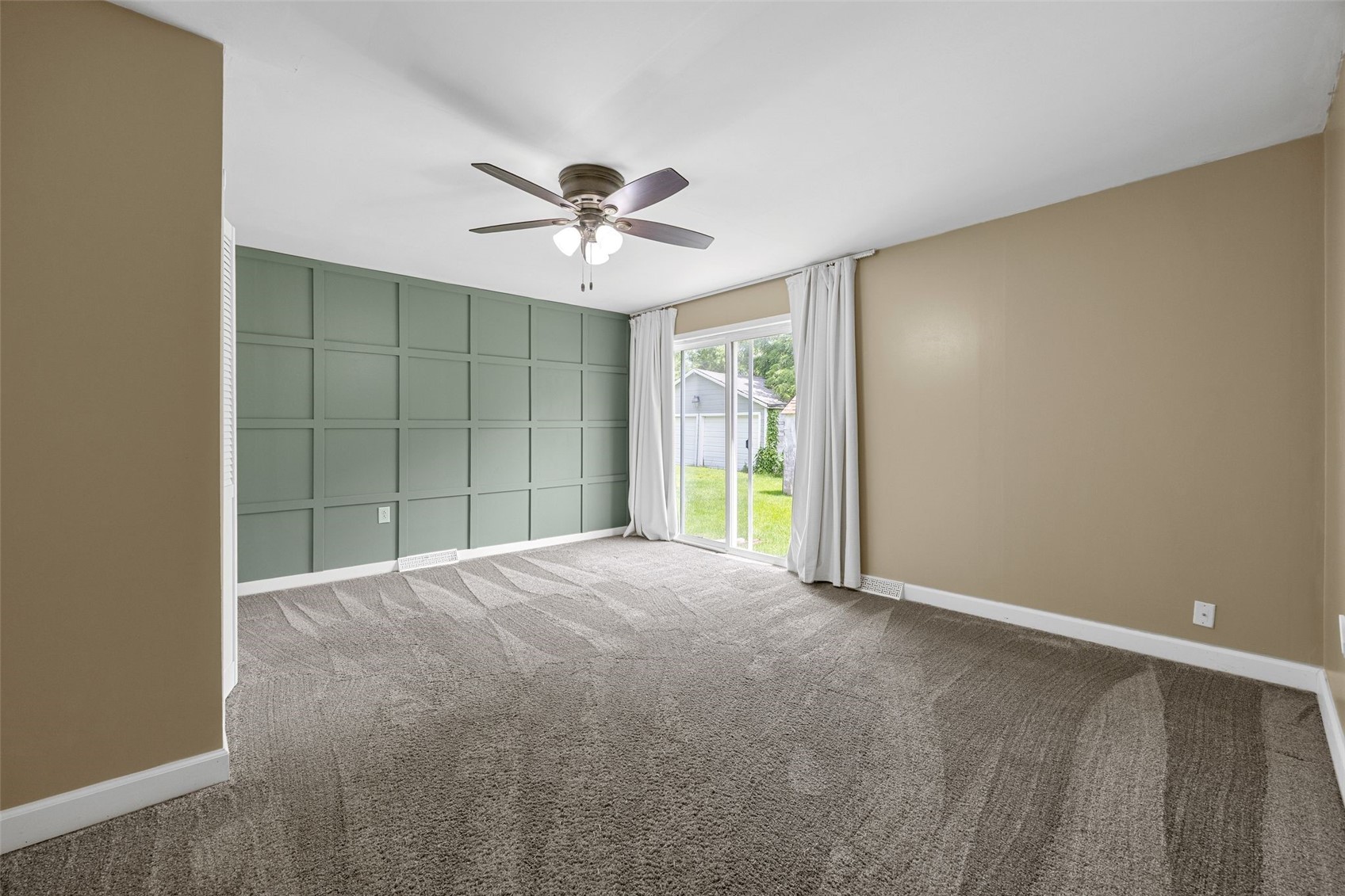 709 6th Avenue Coralville IA 52241