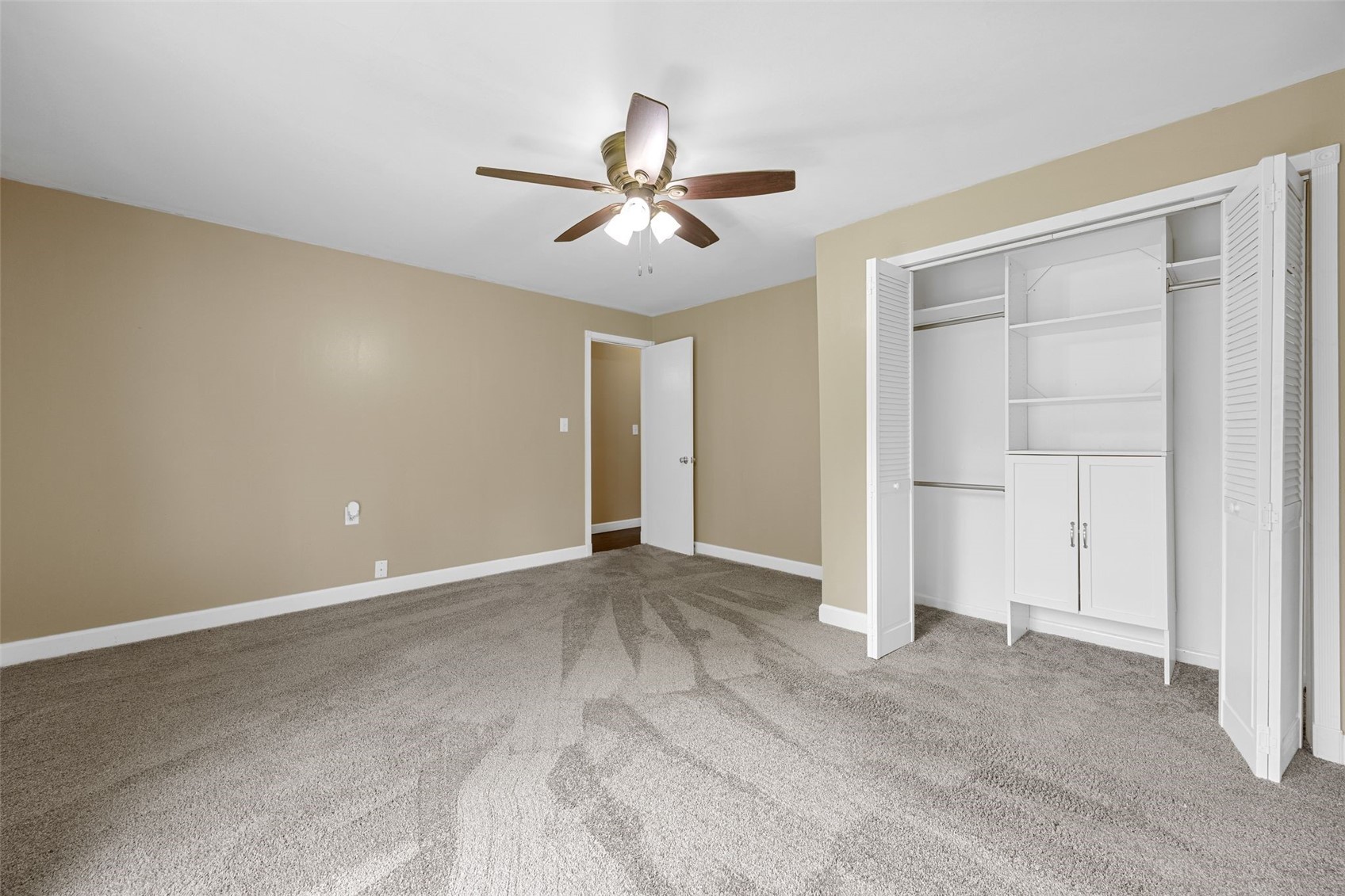 709 6th Avenue Coralville IA 52241