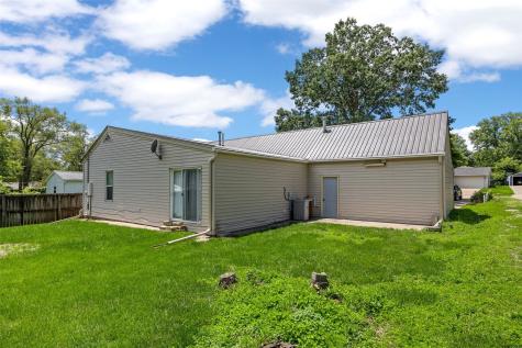 709 6th Avenue Coralville IA 52241