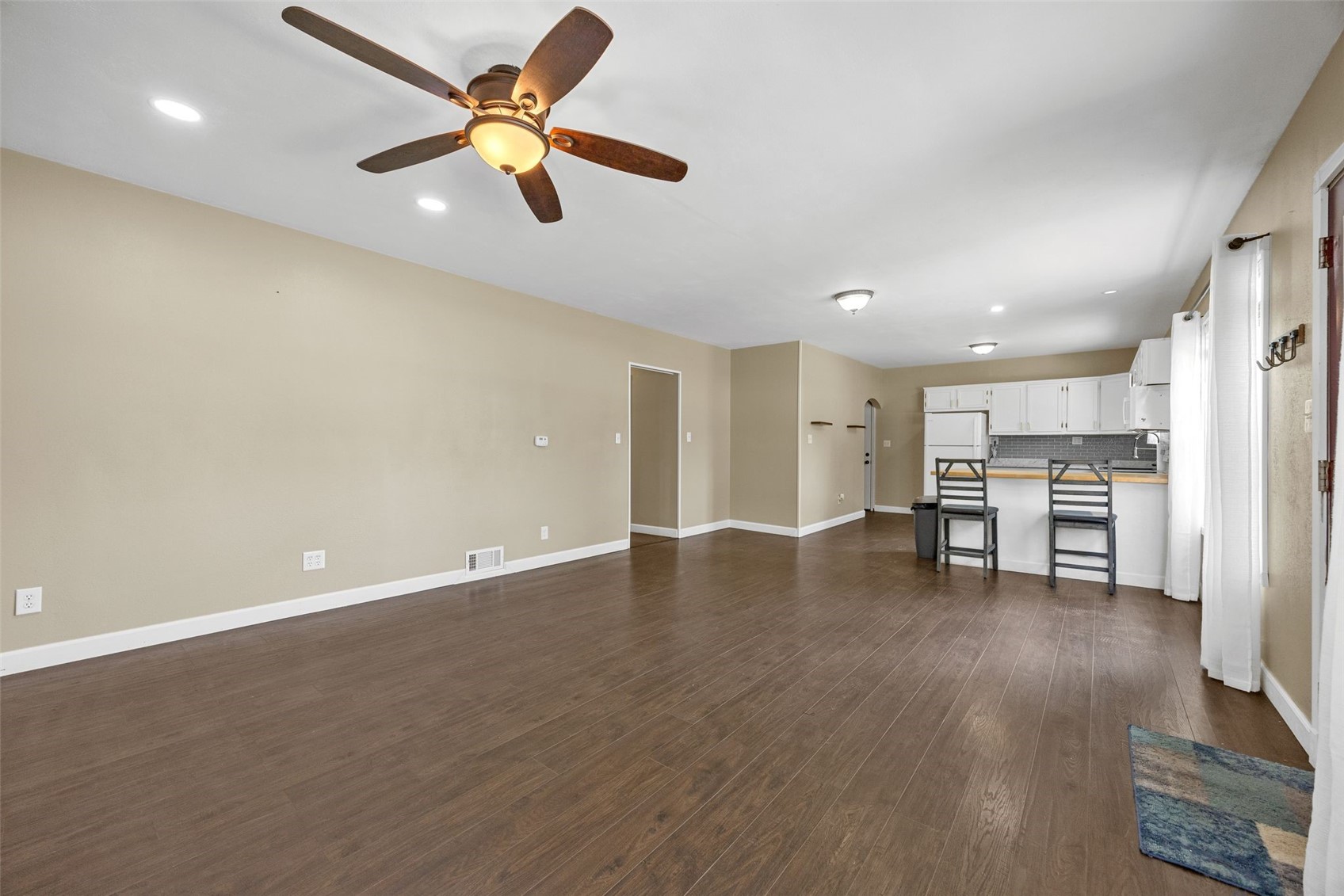 709 6th Avenue Coralville IA 52241