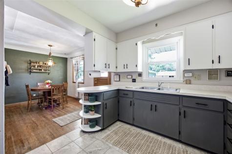 2200 17th Avenue Marion IA 52302