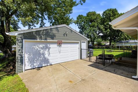 2200 17th Avenue Marion IA 52302