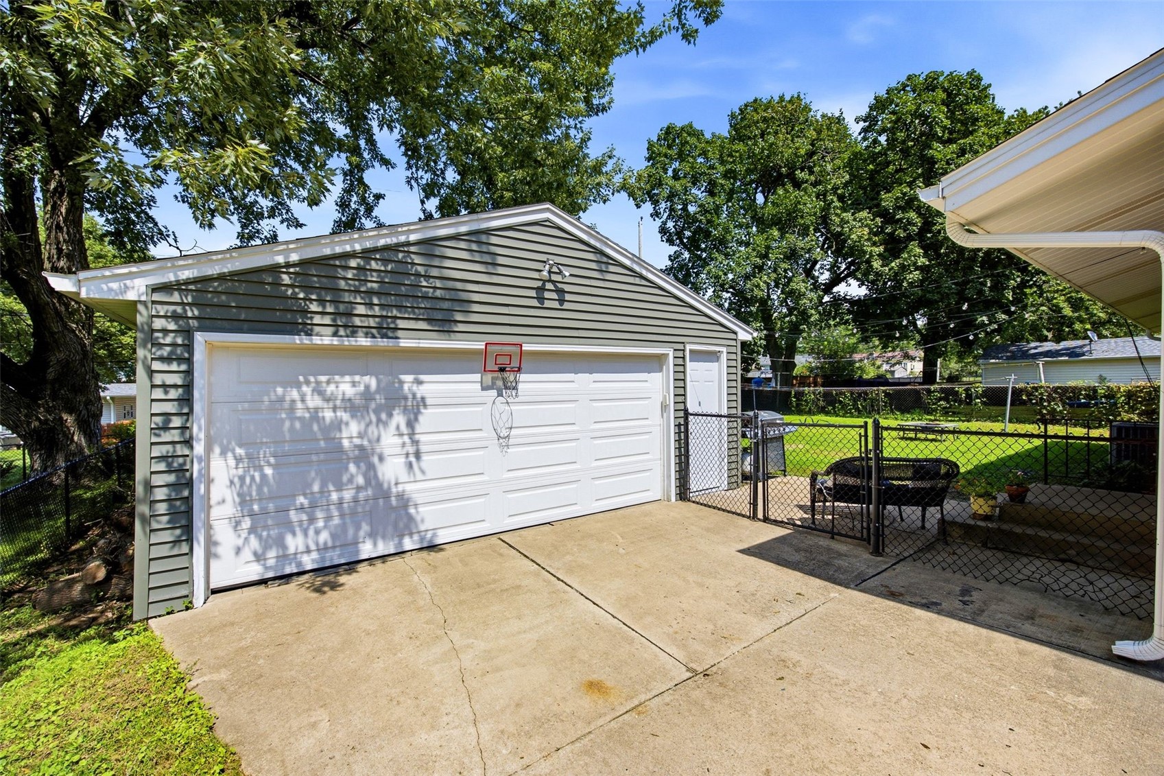 2200 17th Avenue Marion IA 52302